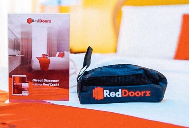 Reddoorz At Bel Air Soho Suites San Pedro Makati Exterior foto